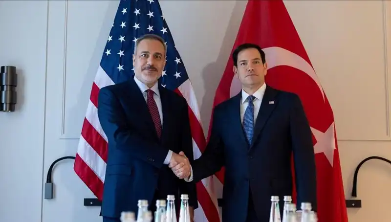 Dışişleri Bakanı Fidan, ABD’li Mevkidaşı Rubio ile Kritik Görüşmede Bir Araya Geldi
