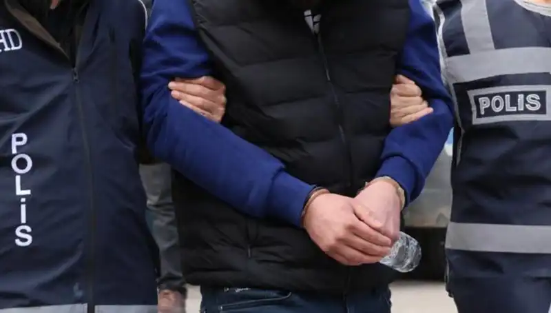 DAEŞ'e Yönelik Dev Operasyon: 4 Şehirde 4 Gözaltı Gerçekleşti