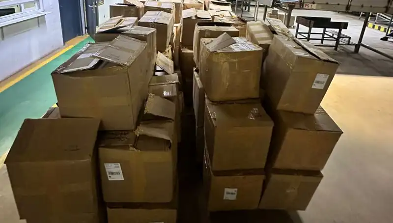 Kargo Şirketinde Yüzlerce Kilogram Kaçak Tütün Ele Geçirildi
