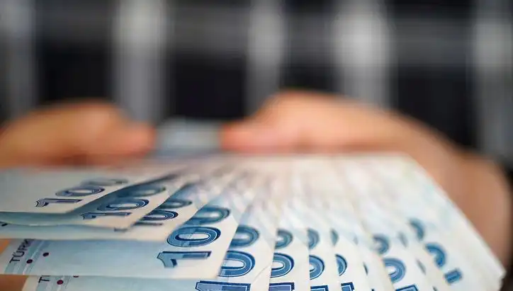 2025'te Emekli Promosyonları: Bankalar Ne Kadar Ücretler Sunuyor?