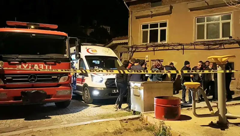 Yaşlı Adamın Yanmış Cansız Bedeni, Gizemi Artırdı