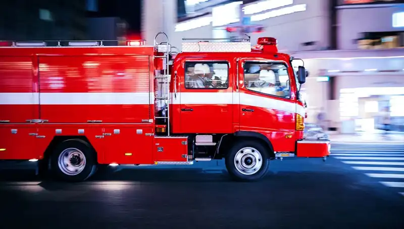 Tokyo'daki Bina Yangınında İki Kişi Yaralandı: Olayın Son Gelişmeleri