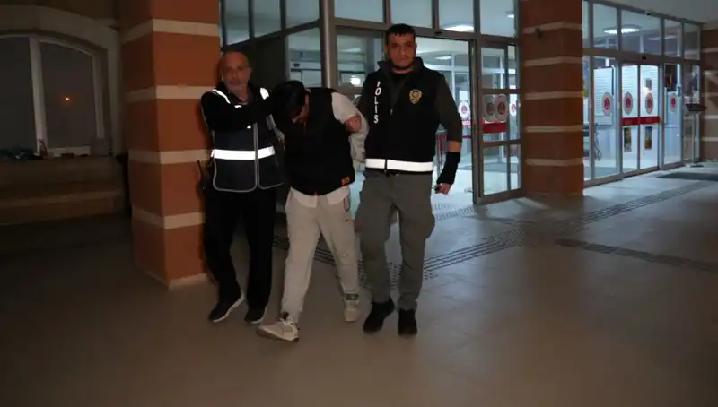 Hamile Eşini Öldürdü, Cesetle 10 Gün Yaşadı: Vahşetin Çığlığı!