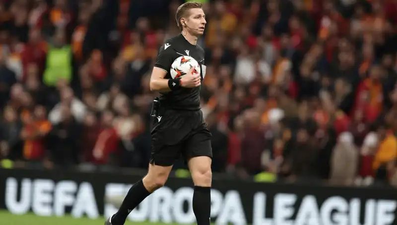 Galatasaray-Antalyaspor Maçının VAR Hakemi Kim? Belçikalı Lawrence Detaylarıyla Burada!