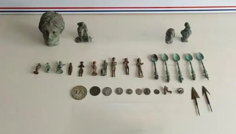 Antik Roma Eserleri Ele Geçirildi: Tarih Tekrar Yazılıyor!