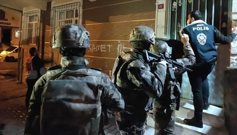 Türkiye'de Devasa Bahis ve Kara Para Operasyonu: 500 Milyon Liralık Varlığa El Konuldu