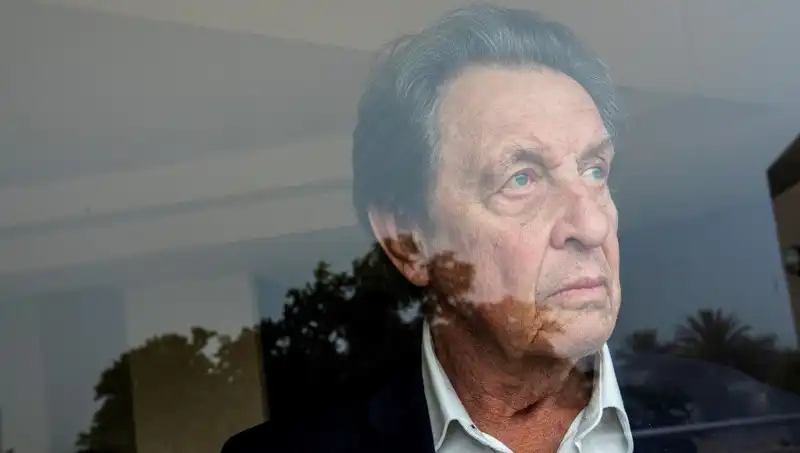 Elon Musk’ın Babasından Şok Açıklama: İkna Edici 3 Cinayet İtirafı