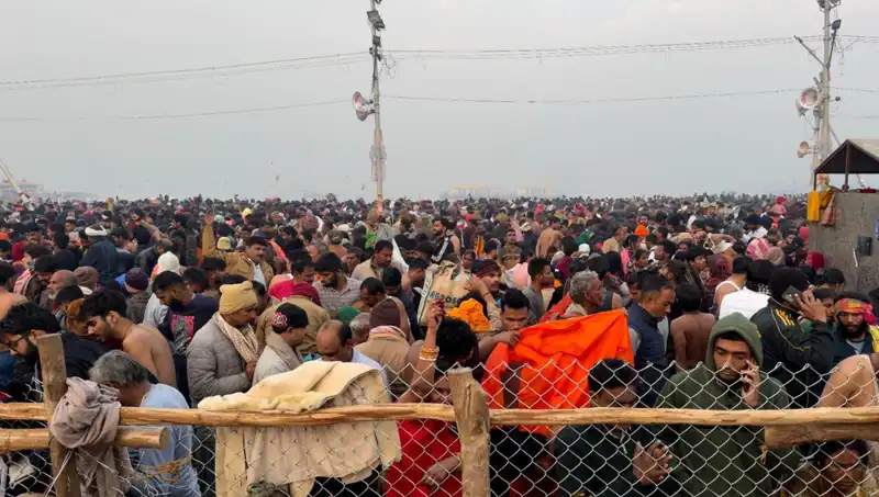 Hindistan’da Dini Festivalde İzdiham: En Az 6 Kişi Hayatını Kaybetti