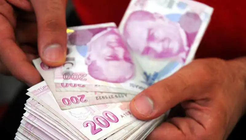 Emeklilere 1000 TL Bayram İkramiyesi Ne Zaman Ödenecek? Resmi Gazete'de Son Durum