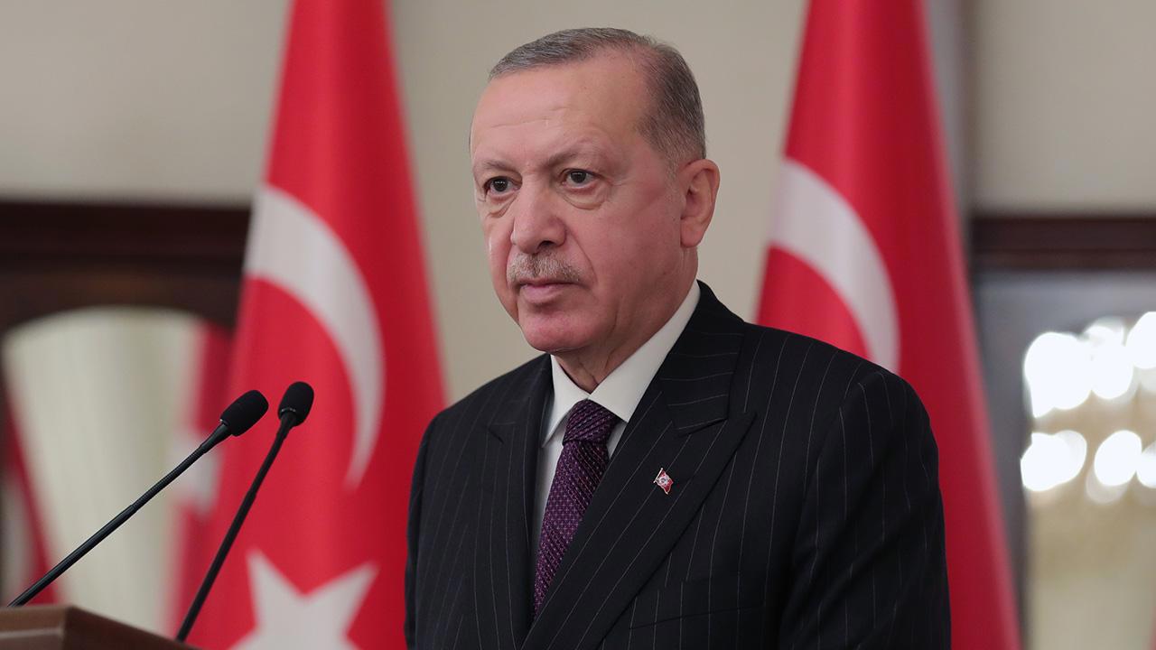 Cumhurbaşkanı Erdoğan, Bolu'da Yangın Faciası Sonrası İncelemelerde Bulundu