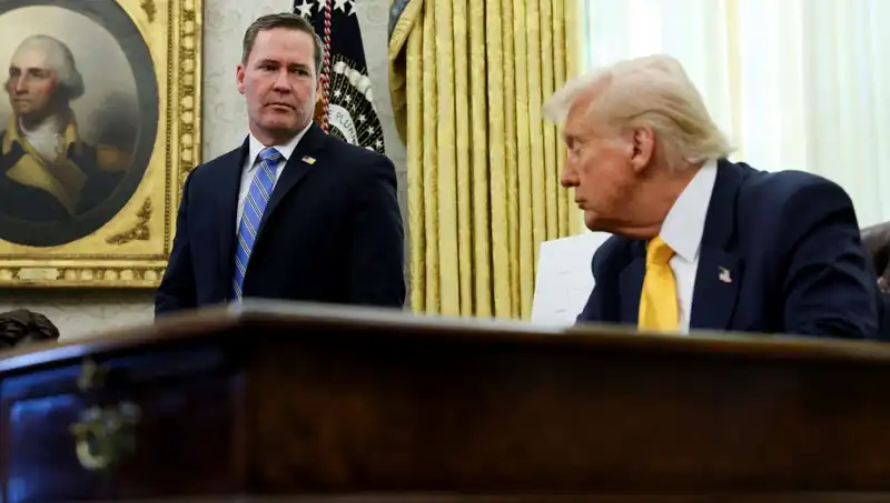 ABD Savaş Planı Sızıntısı: Trump Danışmanı, Skandalın Gölgesinde Sorumluluğu Üstlendi