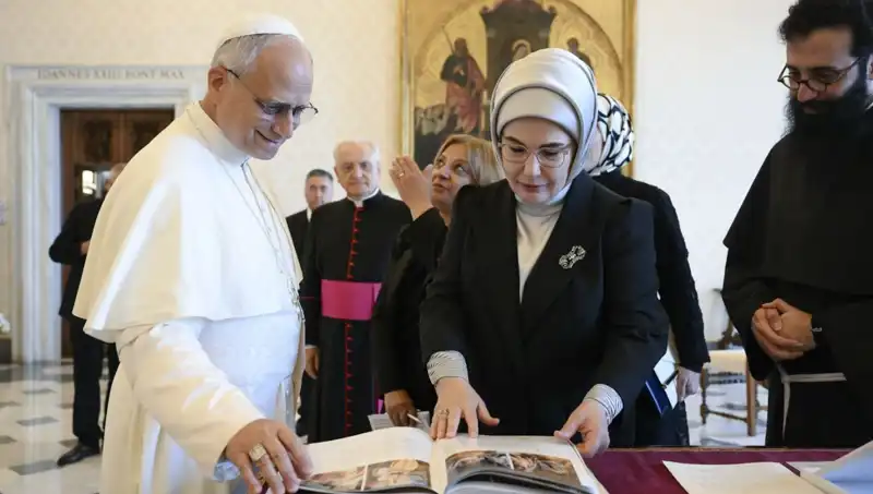Emine Erdoğan ve Papa Leo: Gazze Gündemi ile Tarihi Buluşma