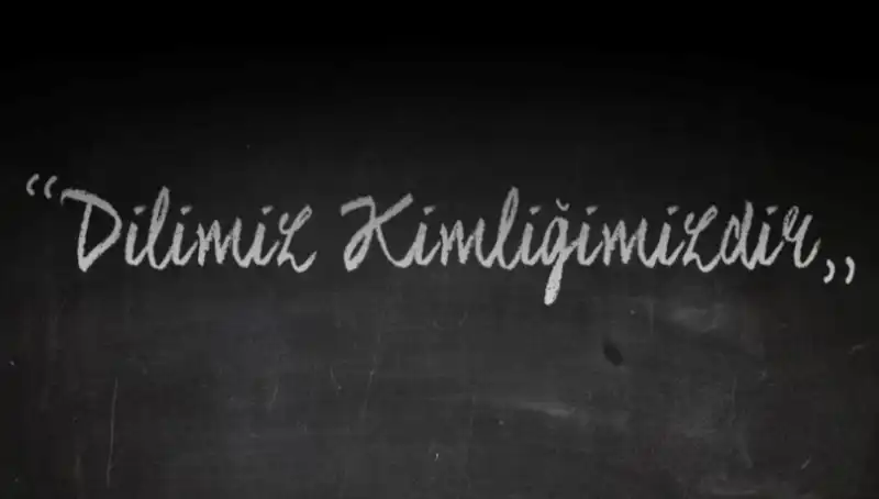 Türk Dil Bayramı: Dilimizin Zenginliğini Kutlamak İçin Bir Araya Geliyoruz