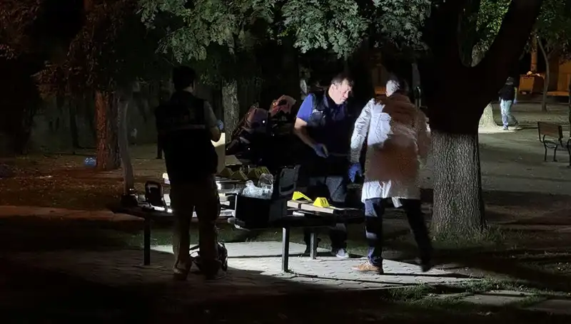 Husumet Kanlı Bitti: Bir Hayat Son Buldu, İki Kişi Yaralı