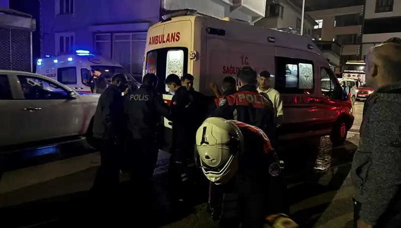 Damat Şok Edici Olayla Kayınvalidesini Bıçakladı, Polis Peşine Düştü
