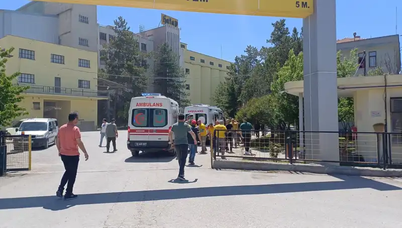 Çorum'daki Un Fabrikasında Patlama: 10 Yaralı, Durumlar Ciddiyetini Koruyor