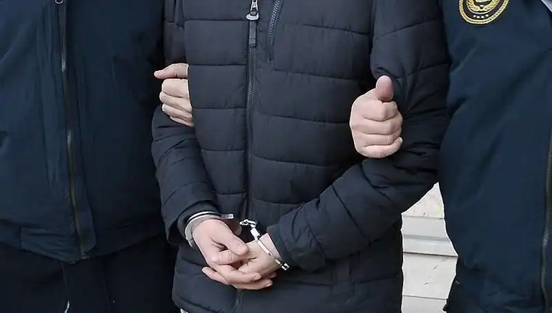 Samsun'da firari hükümlü kıskıvrak yakalandı, suç dosyası kabarık!