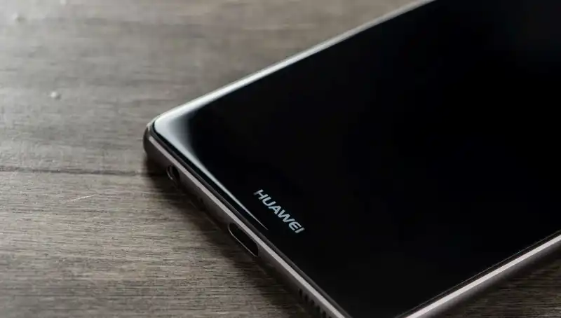 Huawei'den Devrim Niteliğinde Katlanabilir Telefon: Tüm Detaylar Burada!