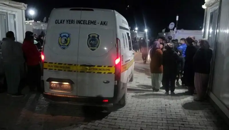 Silahlı Kavgalarda Kan Gövdeyi Gitti: Husumetliler Arasında Şok Olay