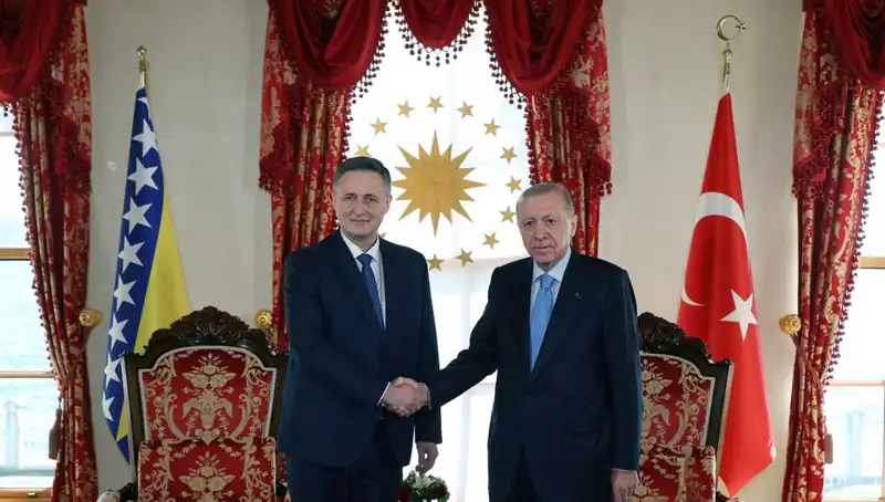 Cumhurbaşkanı Erdoğan Bosna Hersek'te Becirovic ile Tarihi Bir Görüşme Gerçekleştirdi
