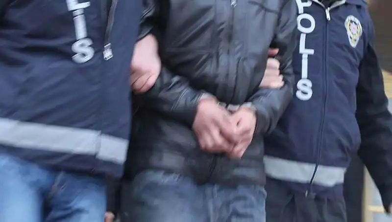 8 İlde Gerçekleştirilen Dolandırıcılık Operasyonunda 34 Şüpheli Gözaltında