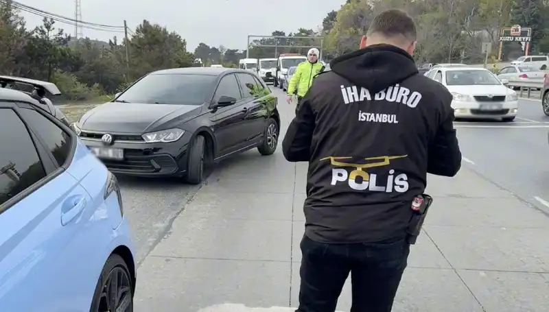 Emniyet Şeridini İhlal Eden Sürücü, Suç Ortalığı Karıştırdı!