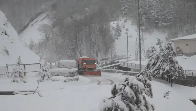 Bolu Dağı’nda Düşen Kar Yağışı Kış Turizmini Canlandırıyor