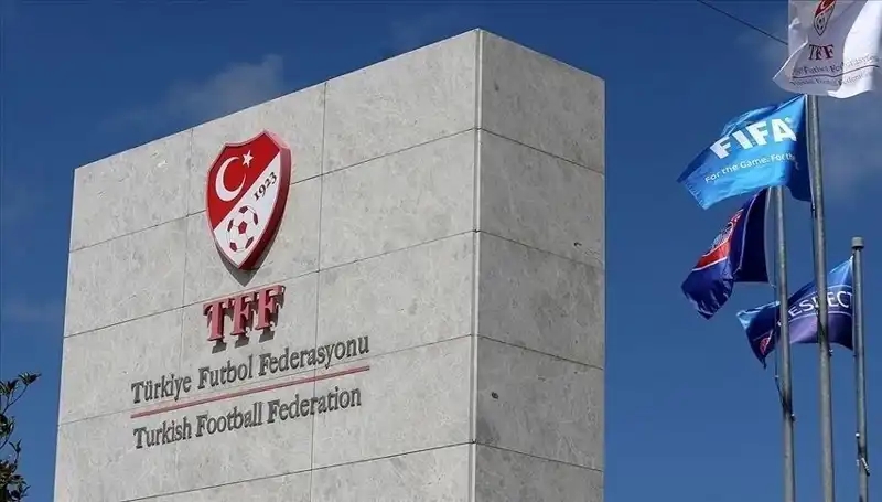TFF'nin Yeni Kararı: Profesyonel Liglerdeki Takım Sayısı Düşüyor!
