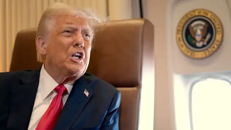 Trump'ın Resmi Dolar Üzerinde: Yasa Tasarısı Gündemde