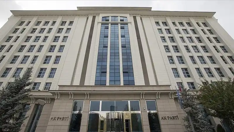 AK Parti, Yeni Anayasa Komisyonu ile Geleceği Şekillendirecek Toplantısını Gerçekleştiriyor