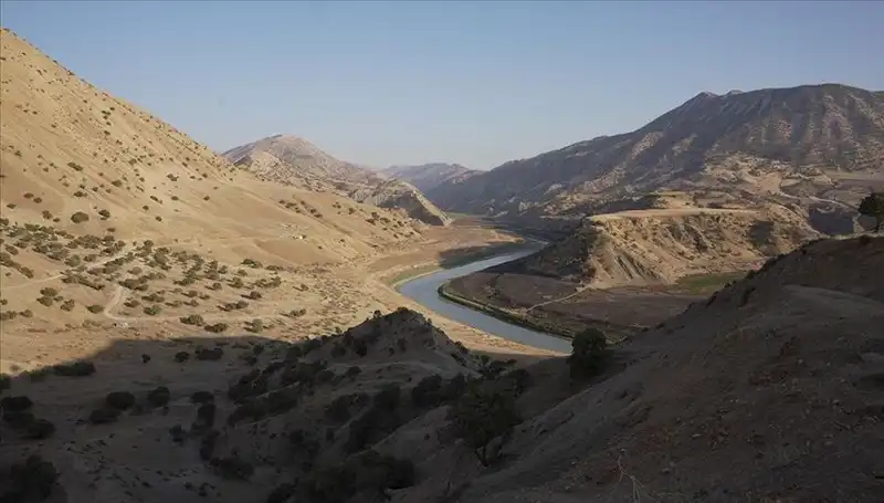 Tahran'da Su Krizi: Su Tüketimi Acil Olarak Yüzde 20 Düşürülmeli