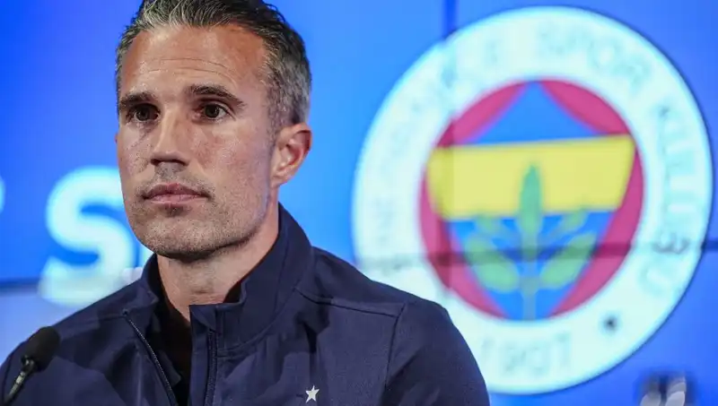 Robin van Persie, Fenerbahçe’nin Tur Şansını Yüzdeyle Açıkladı