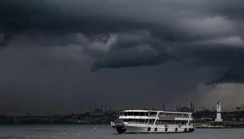 İstanbul ve Çevresindeki Illerde Sağanak Yağış Uyarısı: Hazırlıklı Olun!